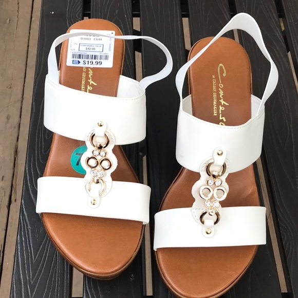 Sandals - Picture 4 of 4